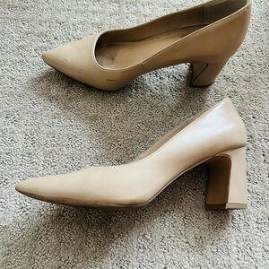 Elegant Tan Women's Pumps